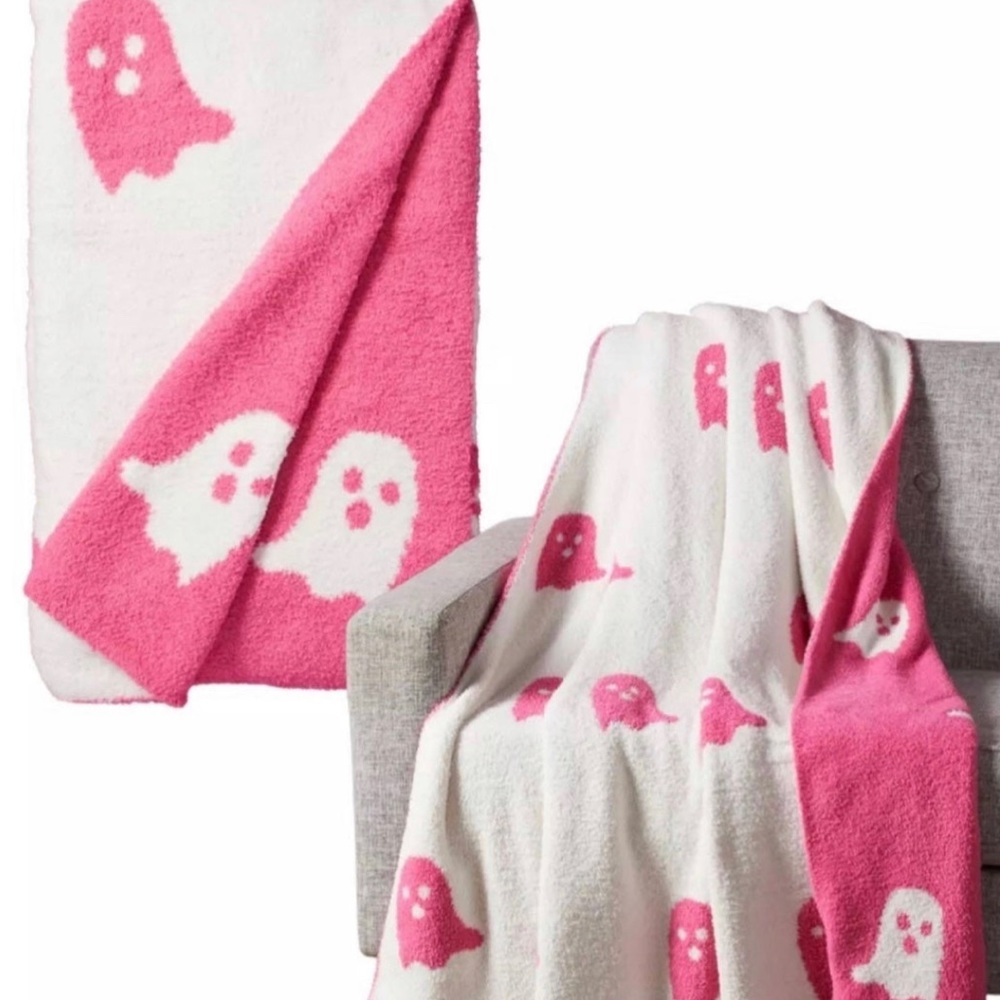 New cupcakes and cashmere PINK reversible ghost blanket VVHTF
